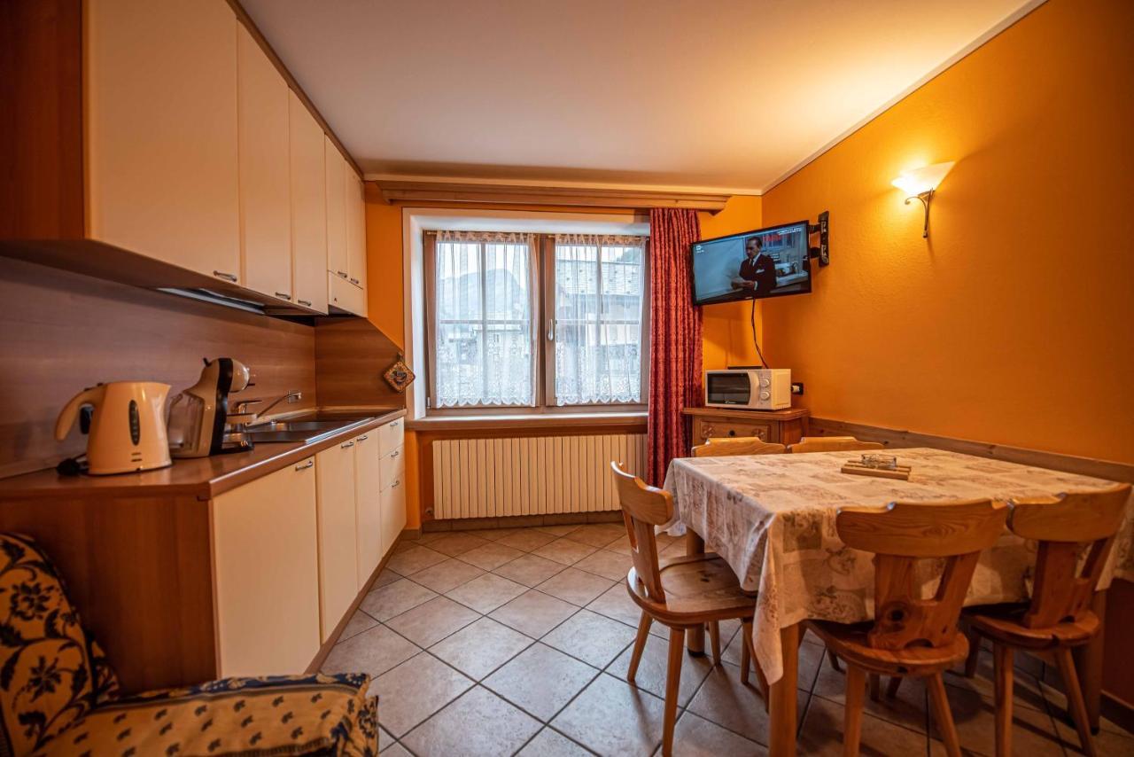 Family House Amalia Myholidaylivigno Livigno Exterior foto